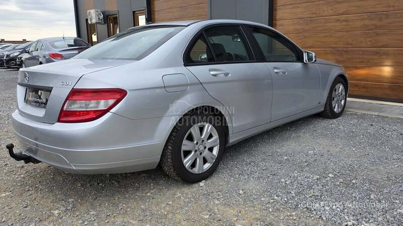 Mercedes Benz C 220 2.1 FUL AVANTGARD