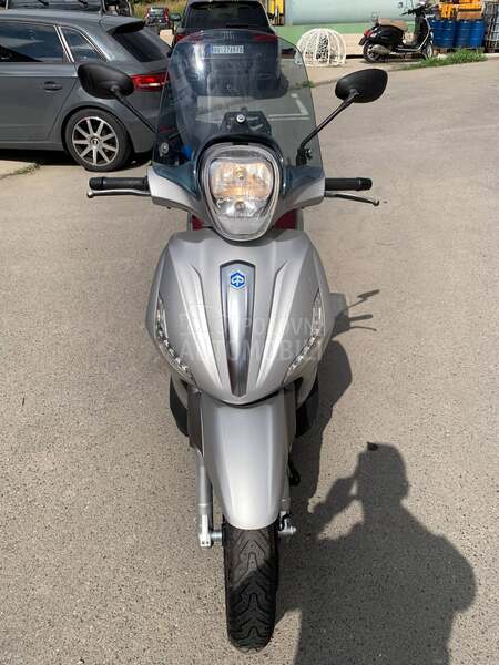 Piaggio Beverly 350i