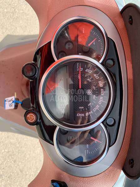 Piaggio Beverly 350i