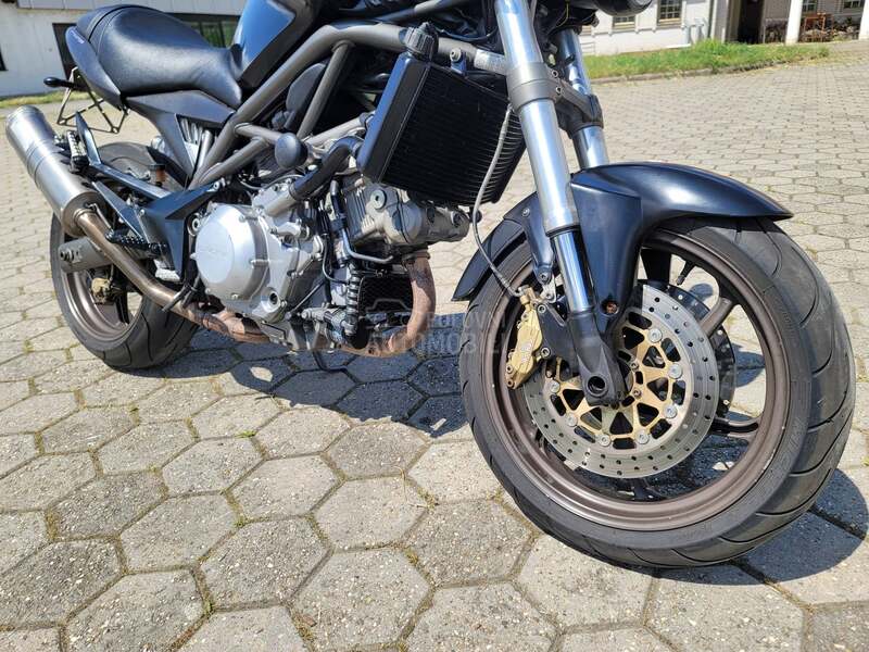 Cagiva Raptor 1000