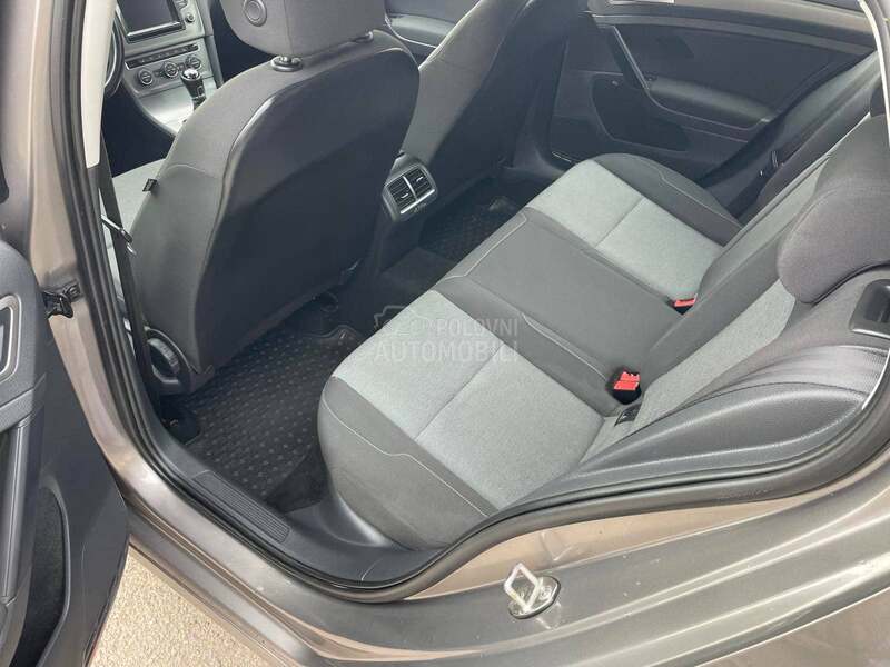 Volkswagen Golf 7 