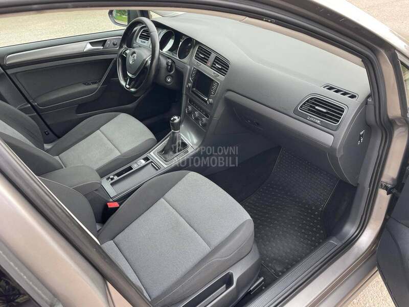 Volkswagen Golf 7 