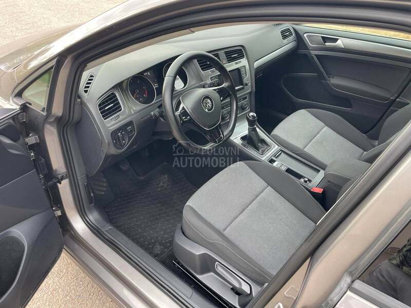 Volkswagen Golf 7 
