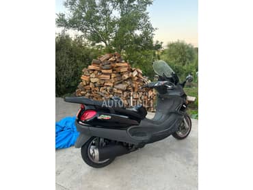 Piaggio X9 500 o.p.i.s h.i.t.n.o
