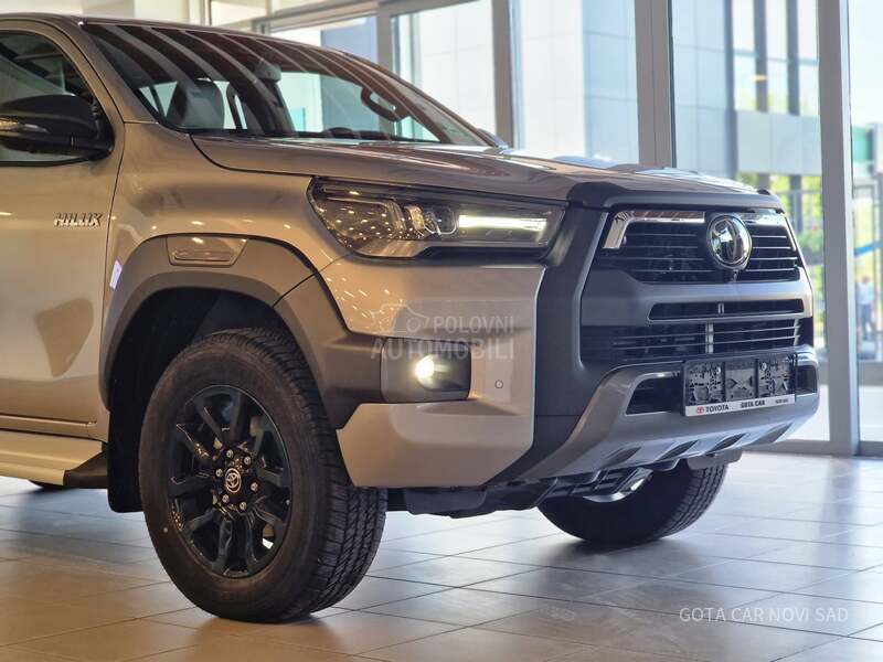 Toyota Hilux 2.8 D-4D INVINCIBLE