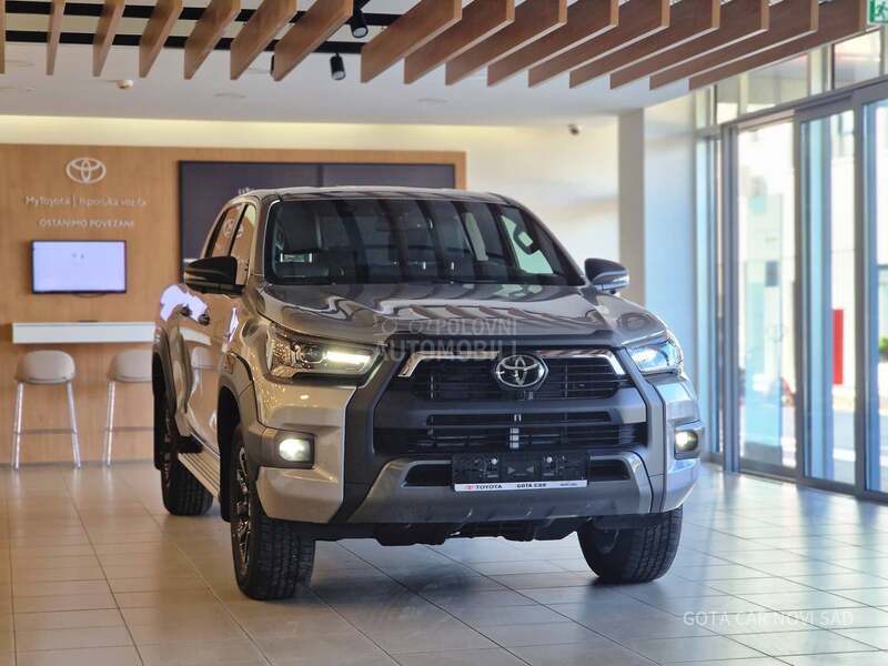 Toyota Hilux 2.8 D-4D INVINCIBLE