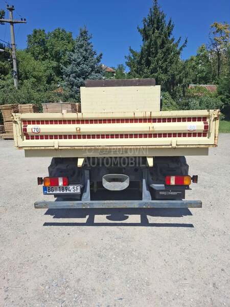 Mercedes Benz ATEGO 815