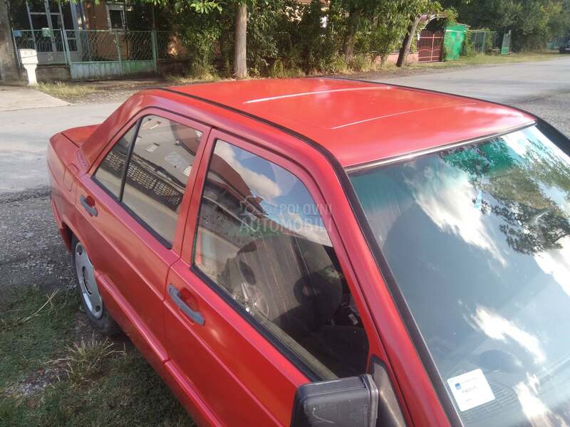 Mercedes Benz 190 