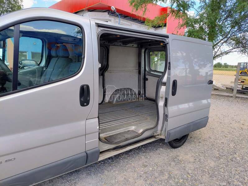 Renault Trafic 1.9 DCi