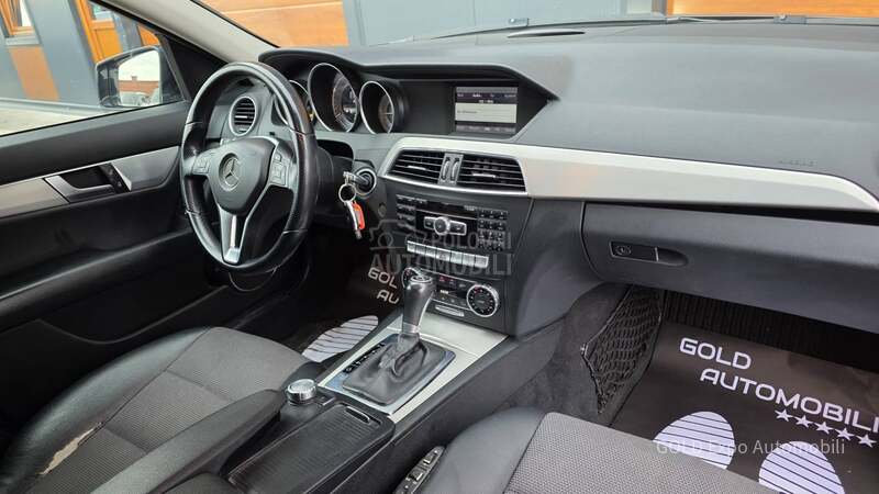 Mercedes Benz C 220 2.1CDi AMG AVANTGARD