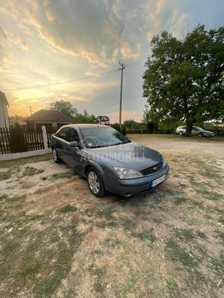 Ford Mondeo 