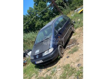 Volkswagen Sharan 1999. god. -  kompletan auto u delovima