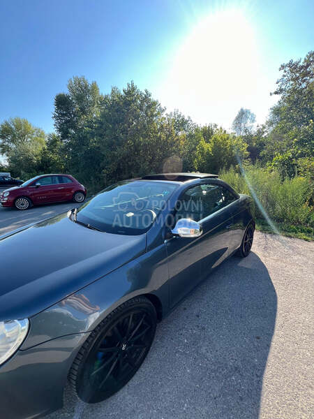 Volkswagen EOS 