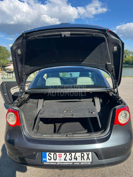 Volkswagen EOS 