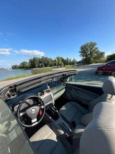 Volkswagen EOS 