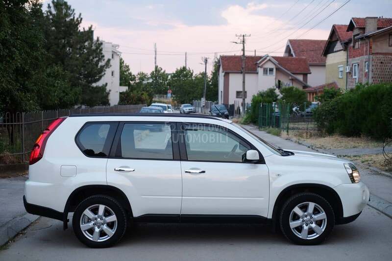 Nissan X-Trail 2.0DCi 4x4 TEKNA AUT