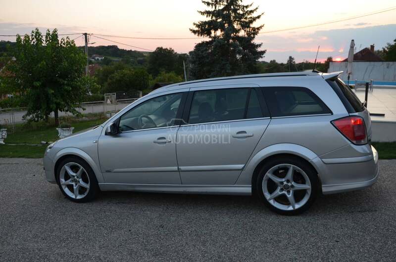 Opel Astra H OPC