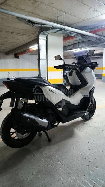 Honda ADV 350