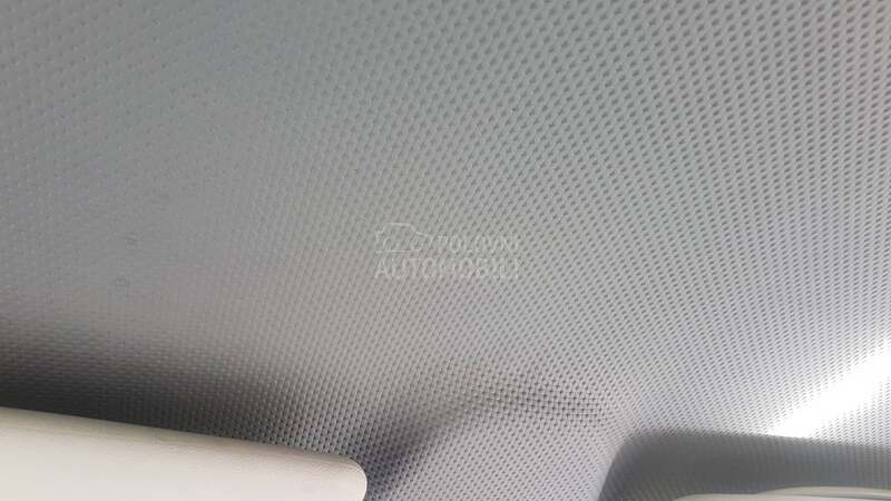 MINI Cooper on