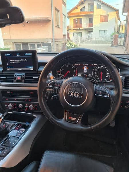 Audi A7 -  kompletan auto u delovima
