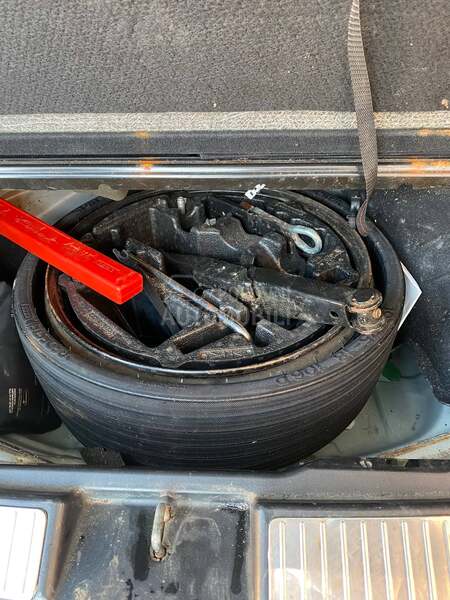 Mercedes Benz R Klasa -  kompletan auto u delovima