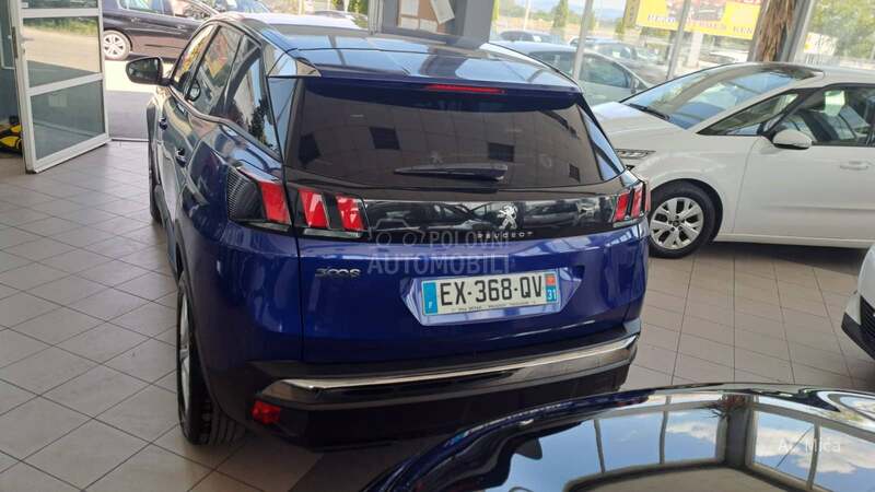 Peugeot 3008 1.5 BLU NAV ALU KAM