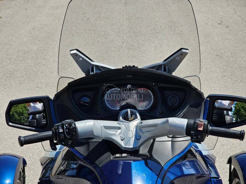 Can-Am Spyder RT Sm5