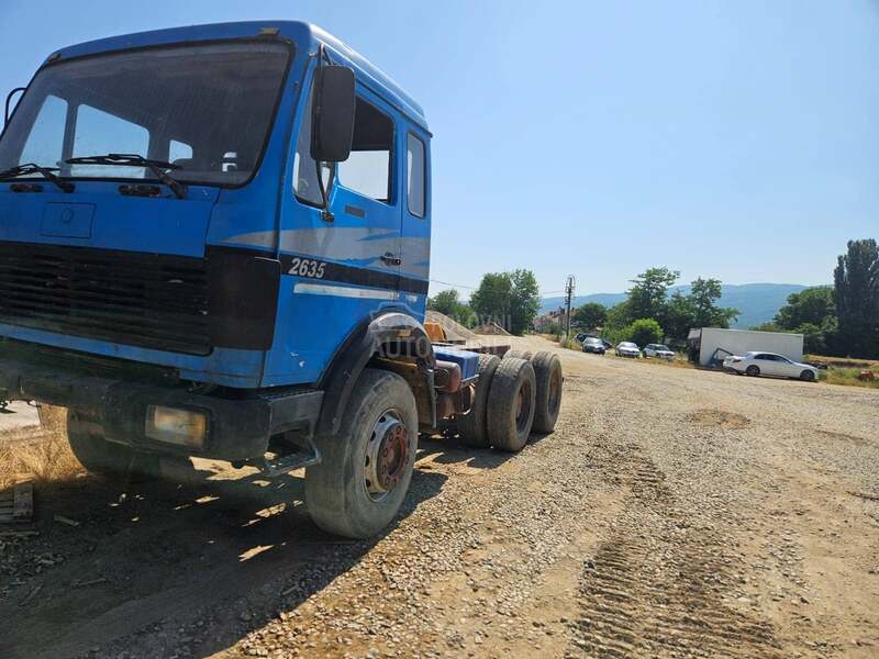 Mercedes Benz 2635