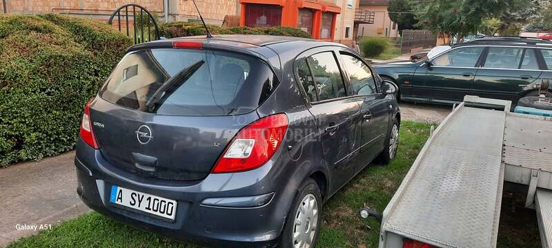 Opel Corsa D 1.2 b