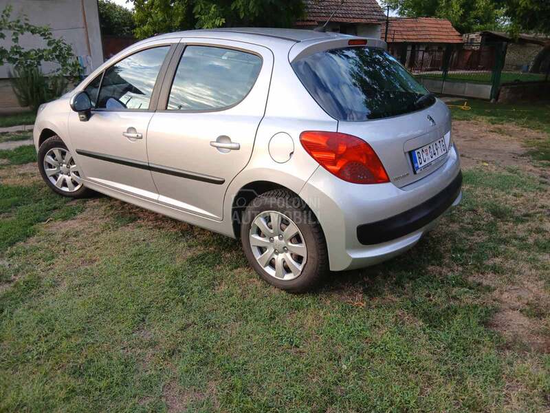 Peugeot 207 