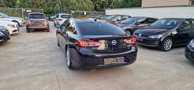 Opel Insignia OPC LINE