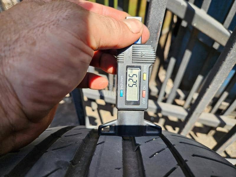 Continental 225/50 R17 Letnja