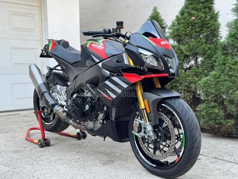 Aprilia RSV4  TUONO FACTORY RSV 4
