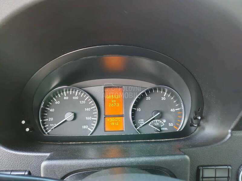 Mercedes Benz Sprinter 313