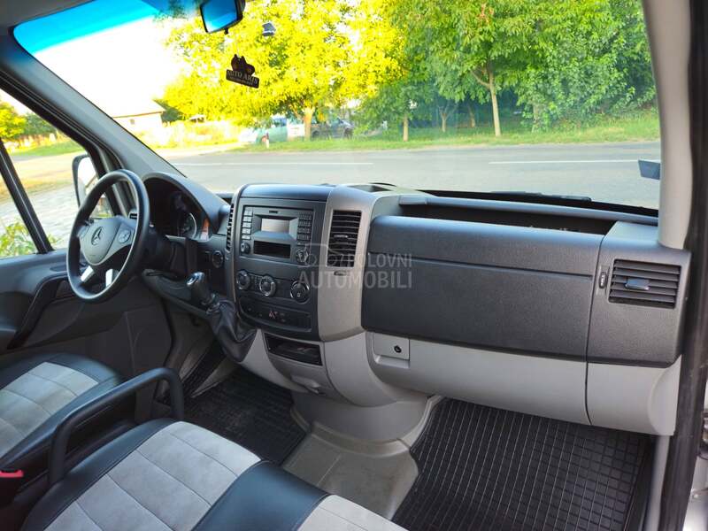 Mercedes Benz Sprinter 313