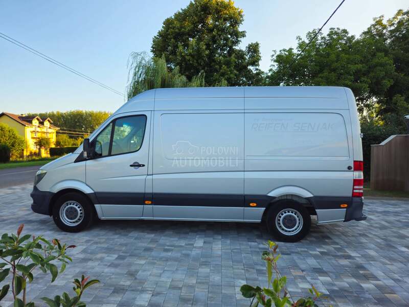 Mercedes Benz Sprinter 313