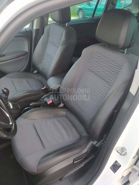 Opel Zafira 1.6b/cng