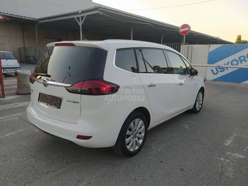 Opel Zafira 1.6b/cng