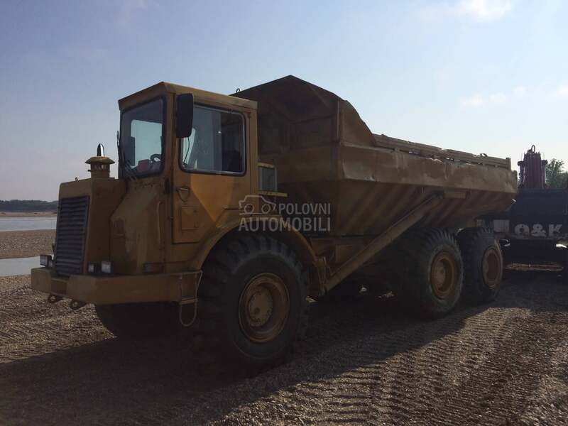 CAT DJB 330