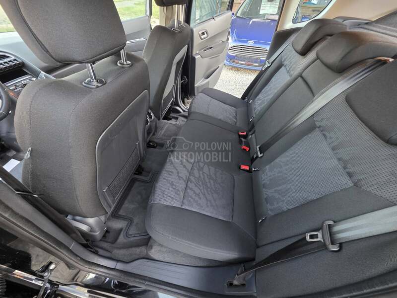 Peugeot 3008 2.0 HDI N.A.V.I