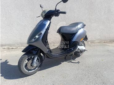 Piaggio Zip 2T