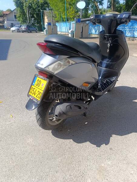 Piaggio Zip 2T