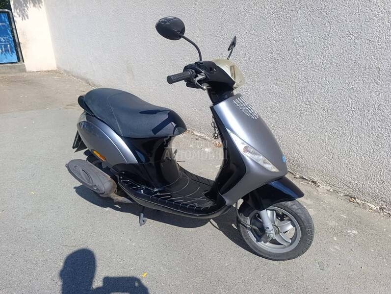 Piaggio Zip 2T