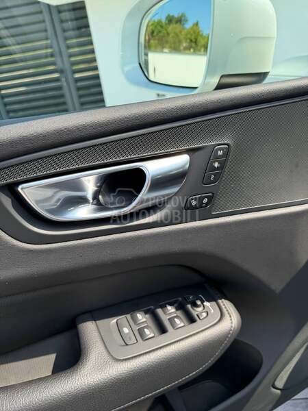 Volvo XC60 AWD/360 kam