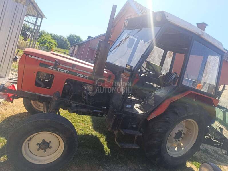 Zetor 7011