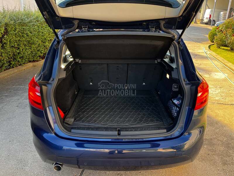 BMW 218 2.0