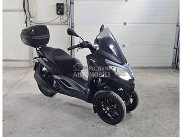 Piaggio MP3 300 hpe B kategorija