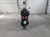 Piaggio MP3 300 hpe B kategorija