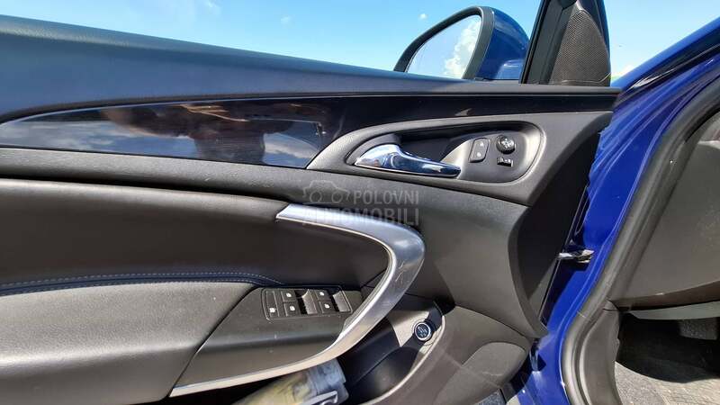 Opel Insignia Turer Re-style