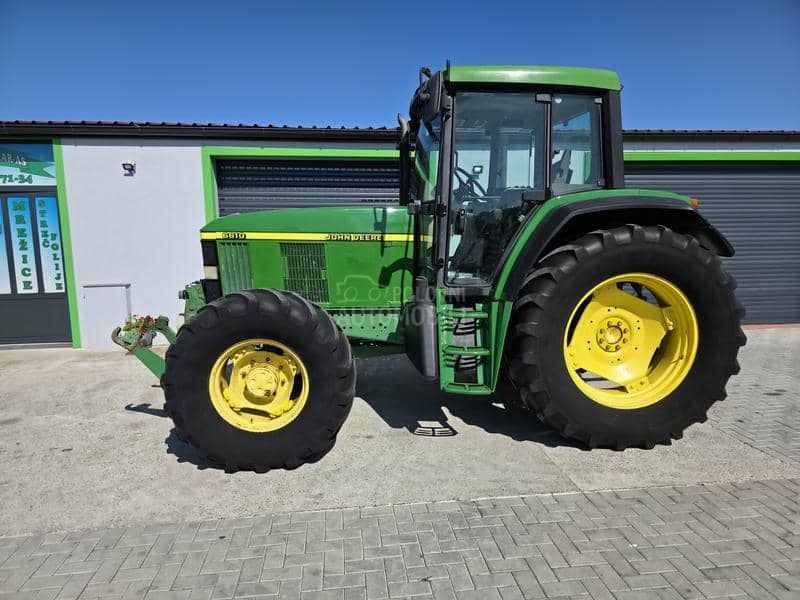 John Deere 6610